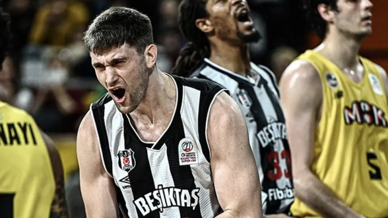 ''Žalgiris'' turpina bruņoties nākamajai sezonai un piesaista Eirokausa labāko bumbu pārtvērēju