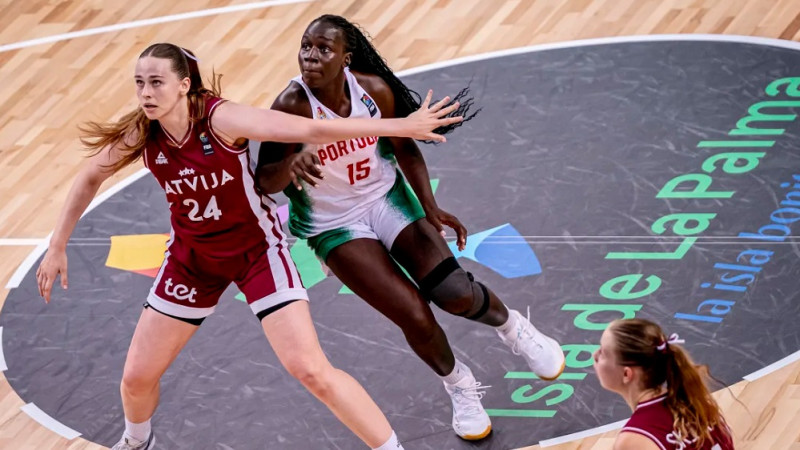 Latvijas U18 meitenēm spēle par otro vietu B grupā