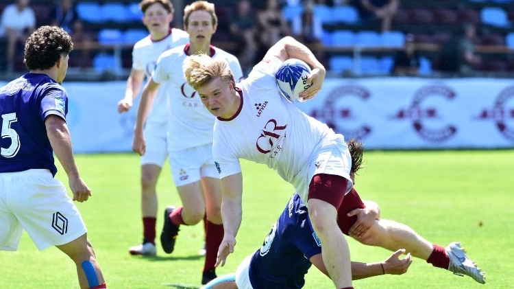 Latvijas U-18 regbija-7 izlase ar smagiem zaudējumiem sāk Eiropas čempionātu