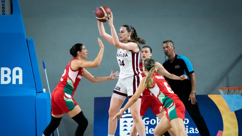 Ozolas kolēģei fantastisks puslaiks, Latvijas juniores desmitās Eiropā