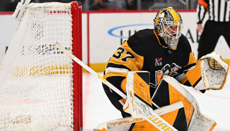 Šilovs tiekas ar "Canucks": latvietis ar stabilu sniegumu palīdz "Penguins" uzvarēt
