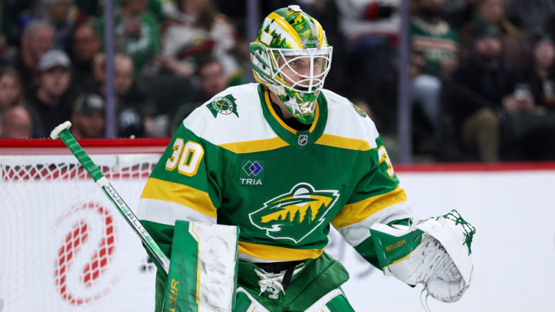 Vallstets atvaira 42 metienus un palīdz "Wild" uzvarēt bullīšos