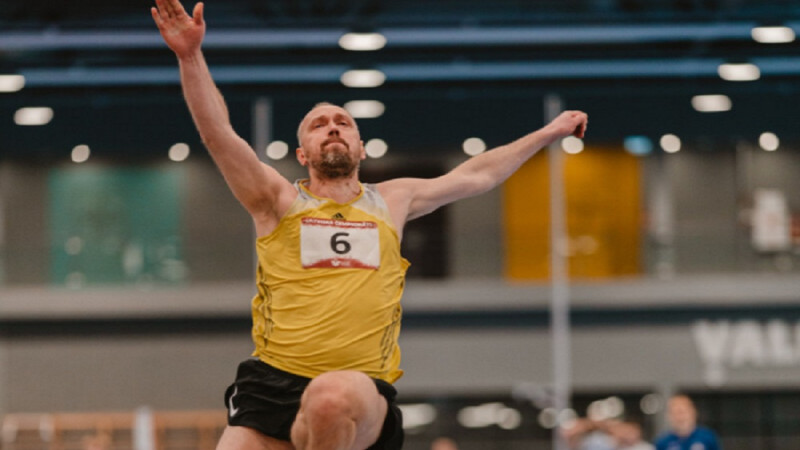 Grēniņš desmitniekā nedzirdīgo un vājdzirdīgo spēlēs 110m/b un trīsoļlēkšanā