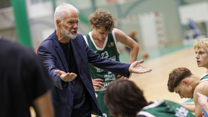 Nacionālās līgas vicečempioni sagādā kandavniekiem sezonas otro zaudējumu, aļņi revanšējas "Saldum"