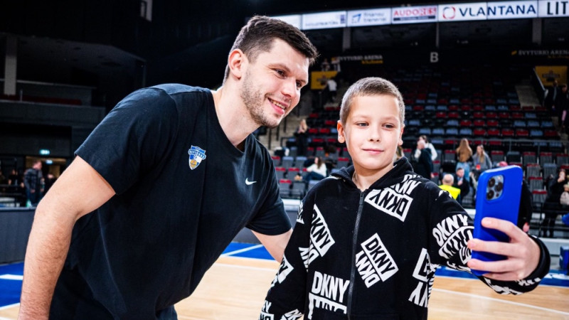 Lomažs turpina uguņot un iespaidīgi nokārto uzvaru pret Viļņas "Rytas"