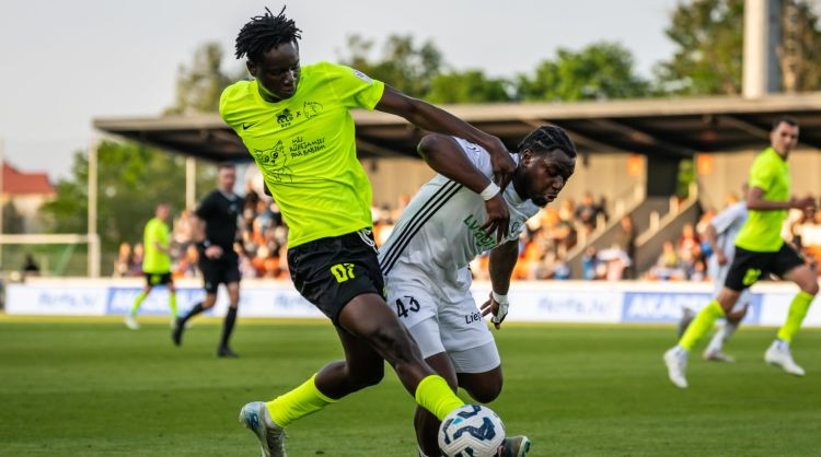 RFS par lielu naudu pārdod pirmajā komandā maz spēlējušu afrikāņu milzi