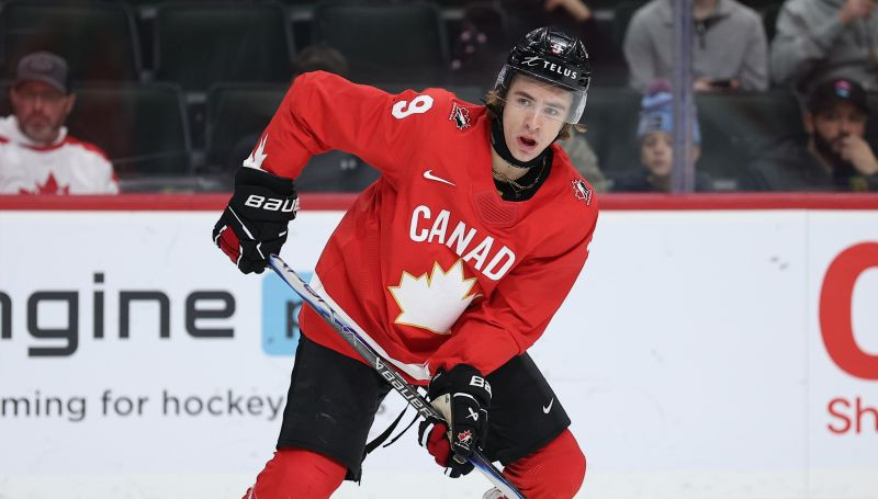 NHL drafta favorīts Makenna izvairās no kriminālapsūdzībām par kautiņu bārā