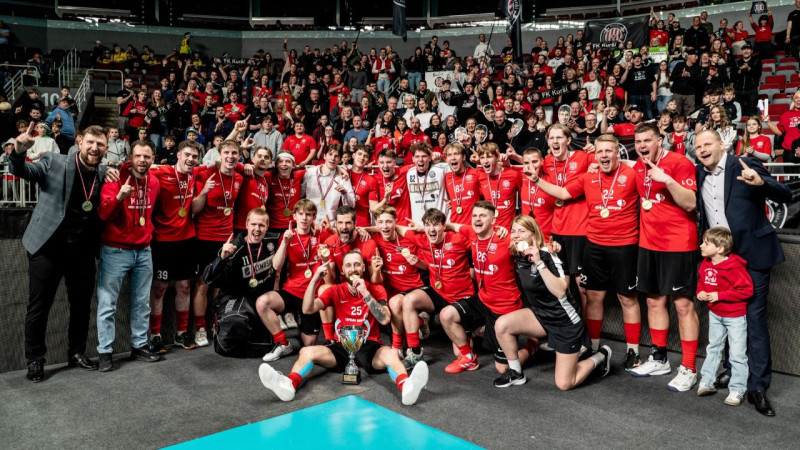 Liepājas "FK Kurši" izcīna 1. līgas zeltu un tiesības spēlēt Elvi līgā
