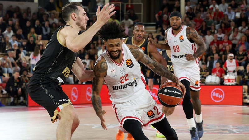 "Olympiacos" jau piekto gadu pēc kārtas Eirolīgas finālčetriniekā