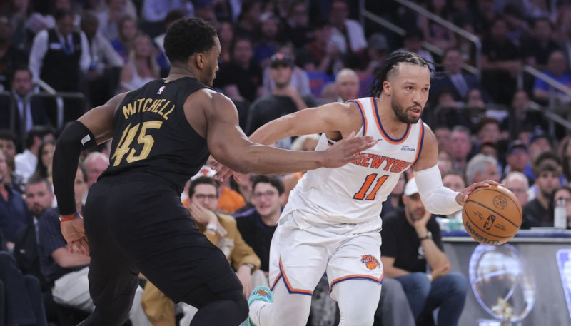 Austrumu fināls: "Knicks" veic vēsturisku atspēlēšanos pret "Cavaliers"