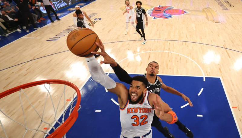 "Madison Square Garden" piedzīvo vēsturisku 29 punktu starpības sadedzināšanu