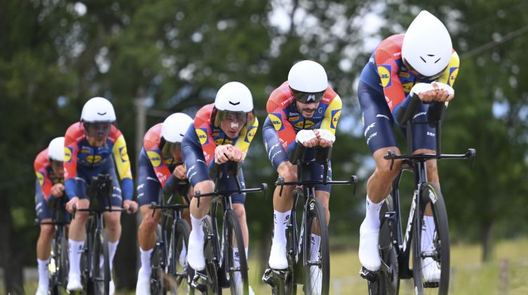Skujiņš daudzdienu velobraucienā Francijā finišē posma sestajā desmitā