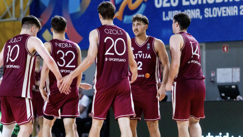 Šulcs atgriežas ar 22 punktiem, Latvijas U20 basketbolisti pārliecinoši uzveic Poliju