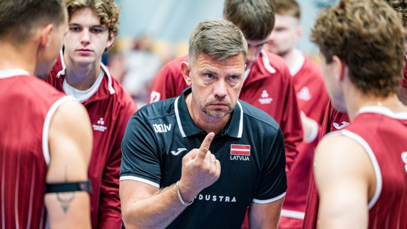 Vīriešu volejbola izlases treneri lauza galvas par sastāvu, ko vedīs uz EČ